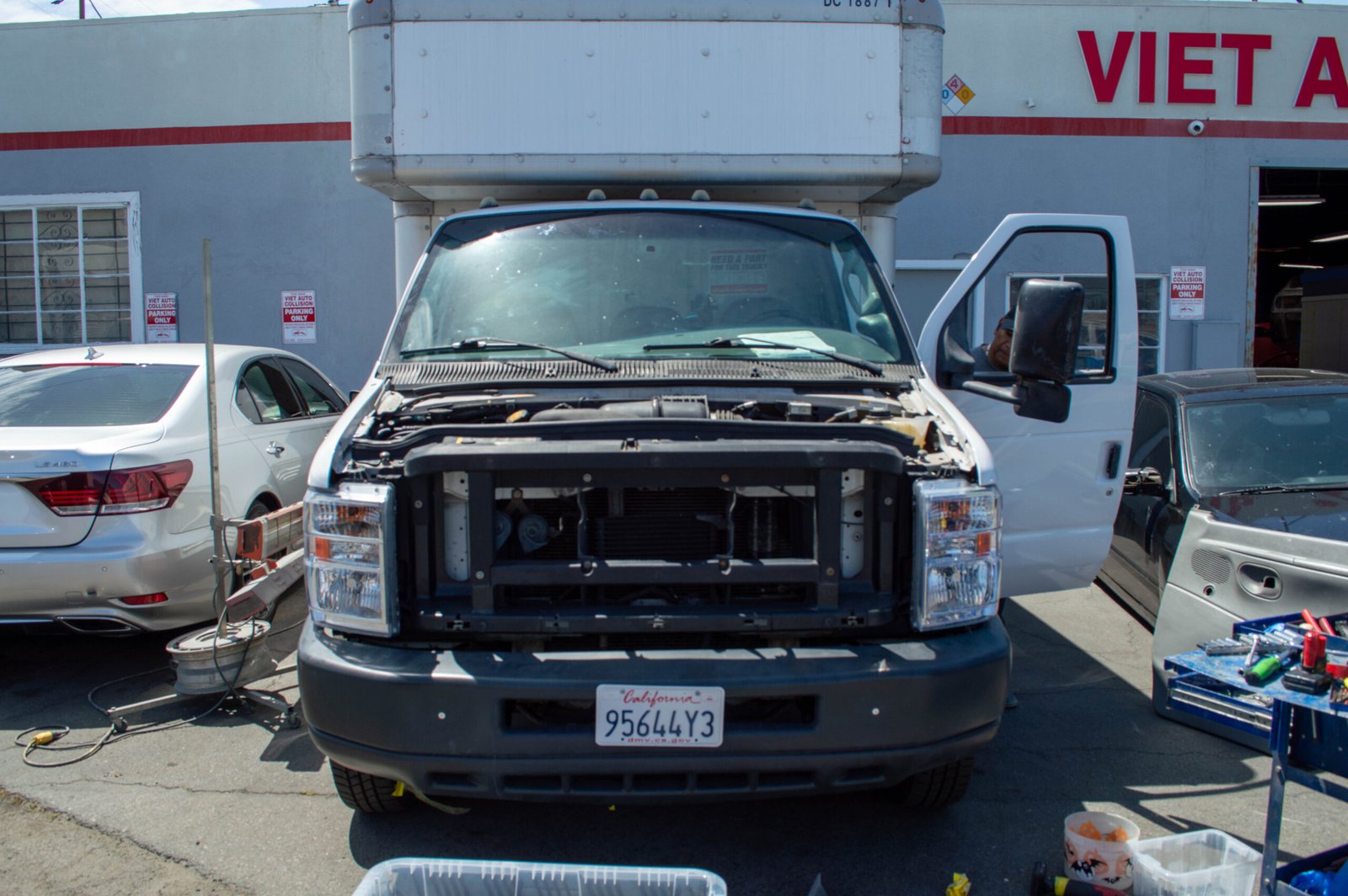 Auto paint and refinishing service — custom color matching in Garden Grove Orange County
