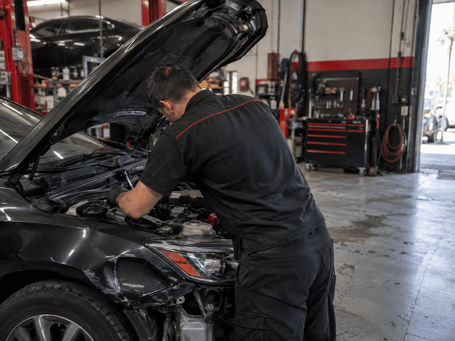 Viet Auto Collision repair facility